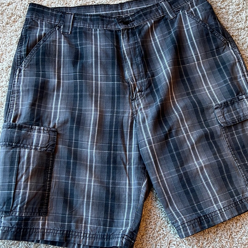 Wrangler mens cargo shorts